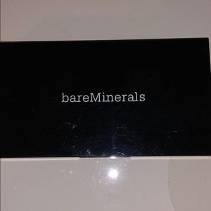 Bareminerals Translucent powder duo.